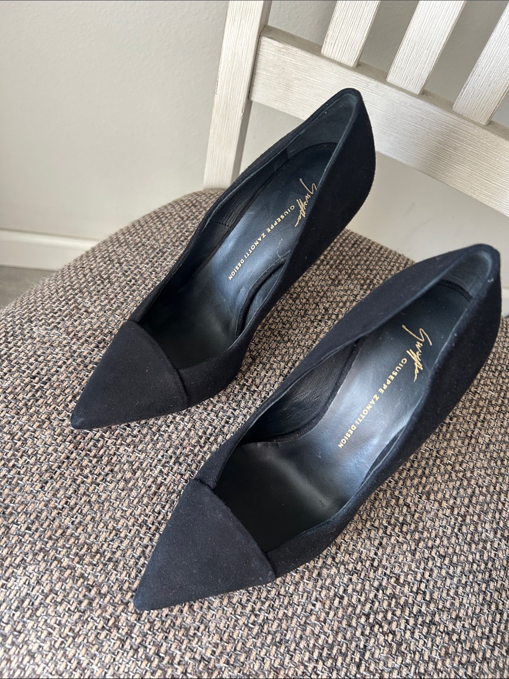 Giuseppe Zanotti Black Suede Pointed Toe Stiletto Pumps Size 37.5 Made in Italy - Picture 3 of 11